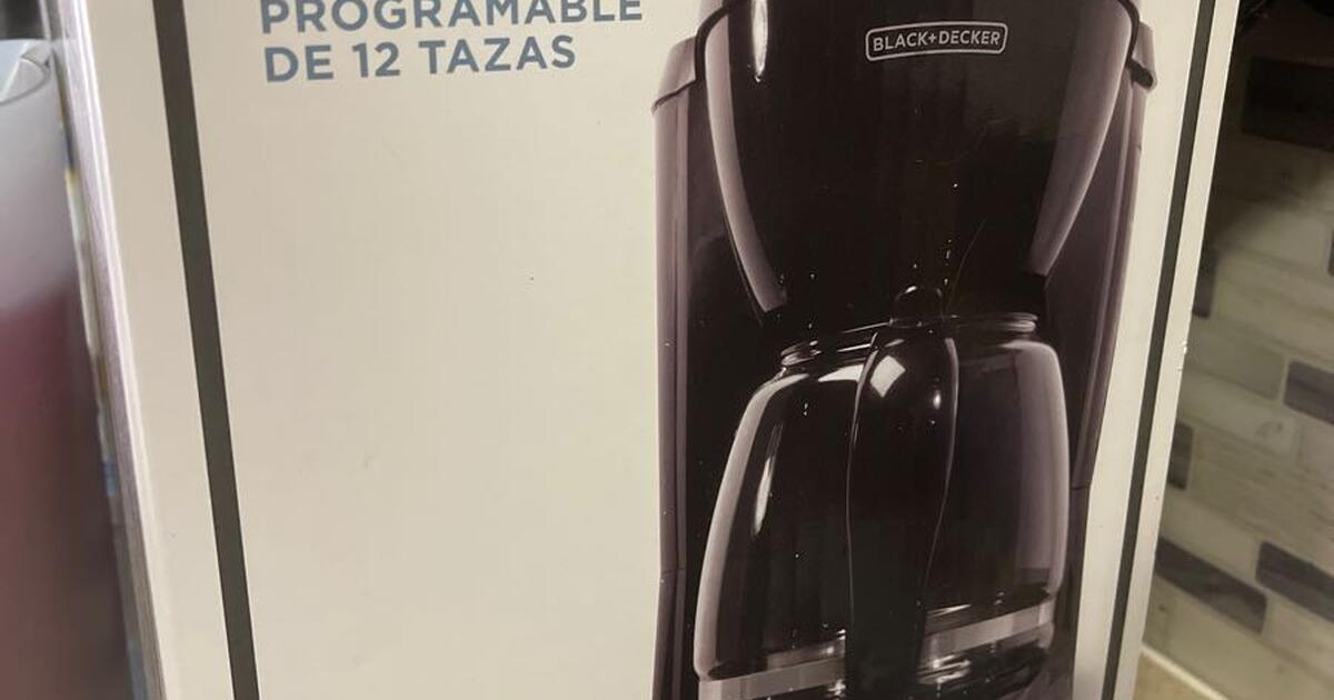 Black and Decker coffee pot for Free in Bentonville, AR For Sale