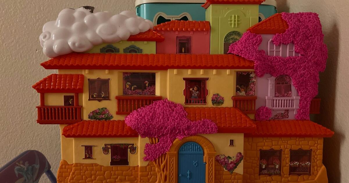 Disney Encanto doll house for 30 in Fontana, CA Finds — Nextdoor