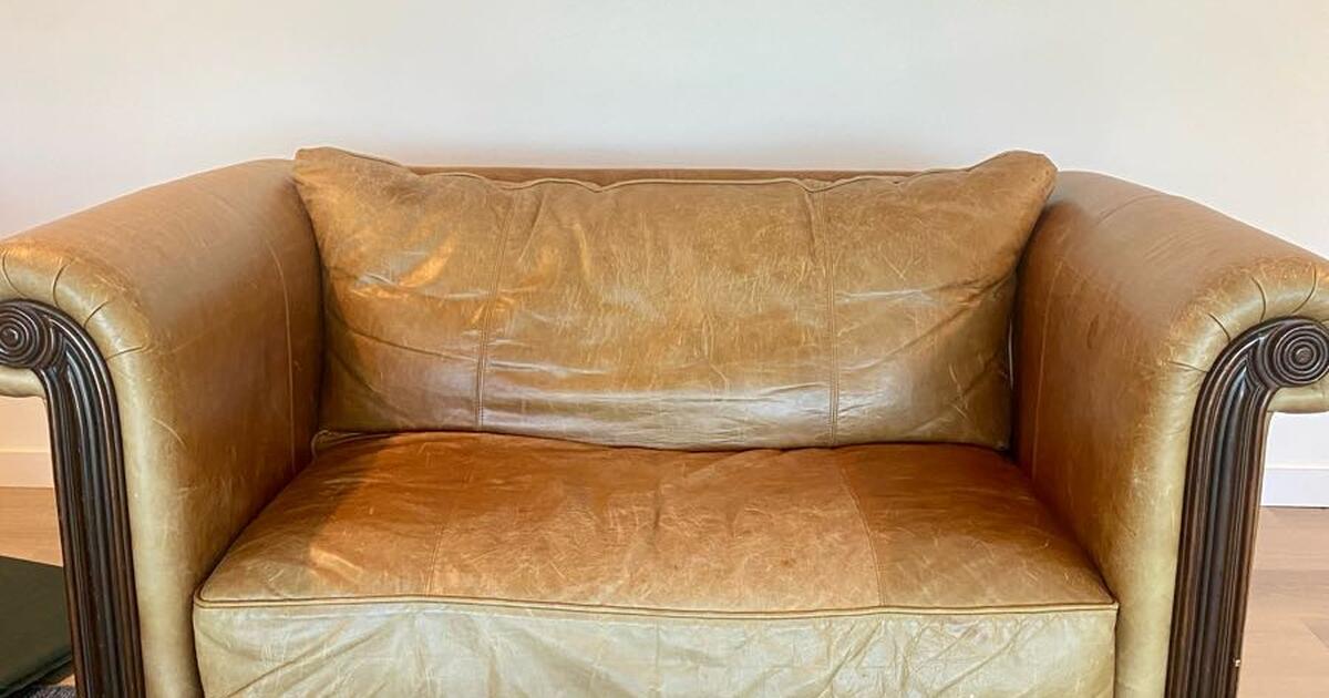 Leather couches for free for Free in Issaquah, WA For Sale & Free