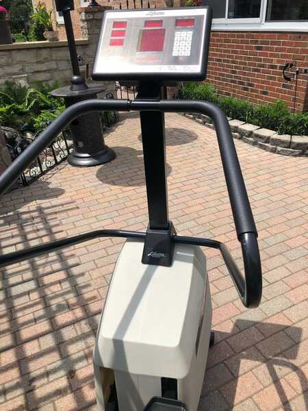 LifeStep 5500 Stairs Stepper. Morton Grove For 100 In Morton Grove IL For Sale Free Nextdoor