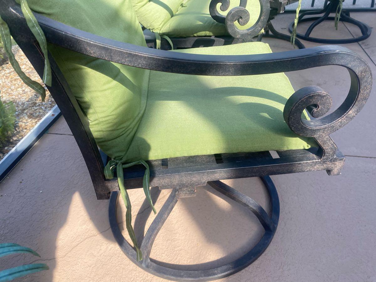 Patio/Lanai/BirdCage Furniture for Free in The Villages, FL For Sale
