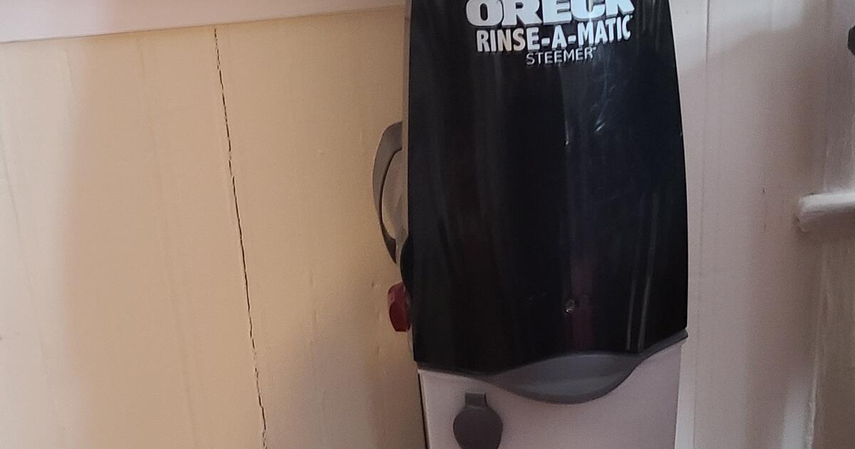Oreck floor & carpet steemer for $53 in Unionville, CT | For Sale