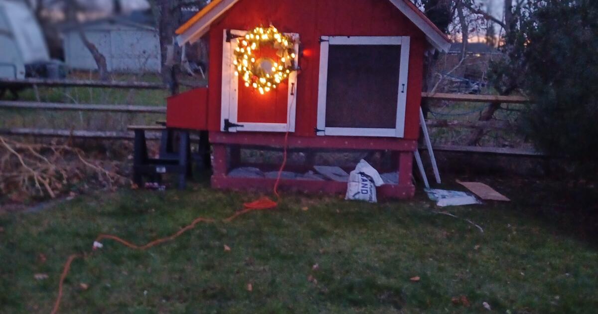 Handmade Chicken Coop for Free in Hampton Bays, NY For Sale & Free