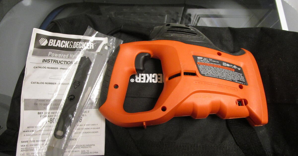 Black & Decker Powered Hand Saw for 20 in Cambridge, WI For Sale