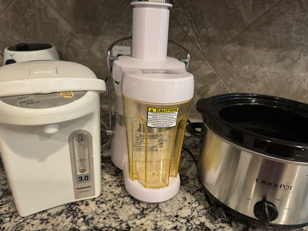 Juice maker, water boiler, hotpot, spice rack for 100 in Houston, TX For Sale & Free — Nextdoor