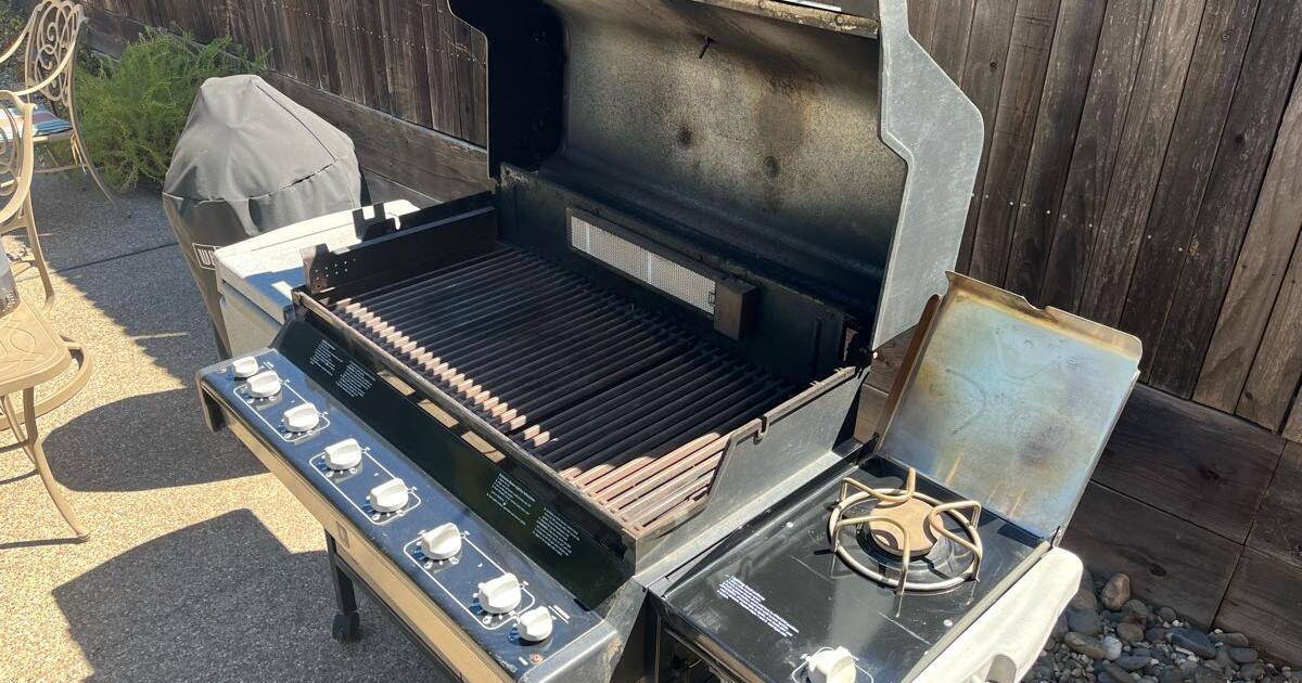 er Summit Gold Natural gas BBQ (not propane) for Free in Folsom, CA