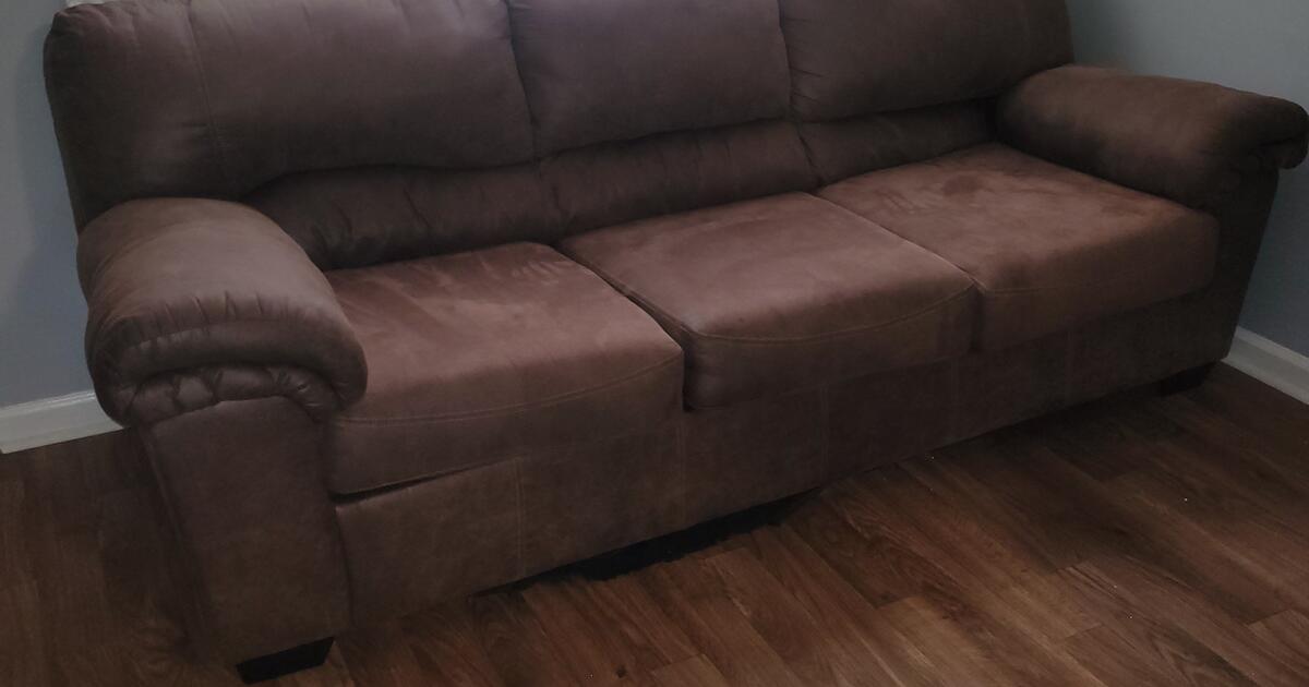 Gently used couch for 75 in Wilmington, NC For Sale & Free — Nextdoor