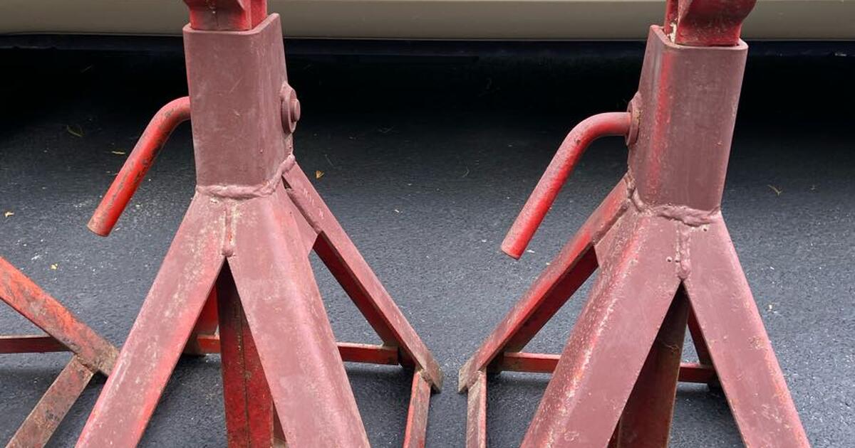 jack-stands-for-50-in-round-lake-park-il-for-sale-free-nextdoor