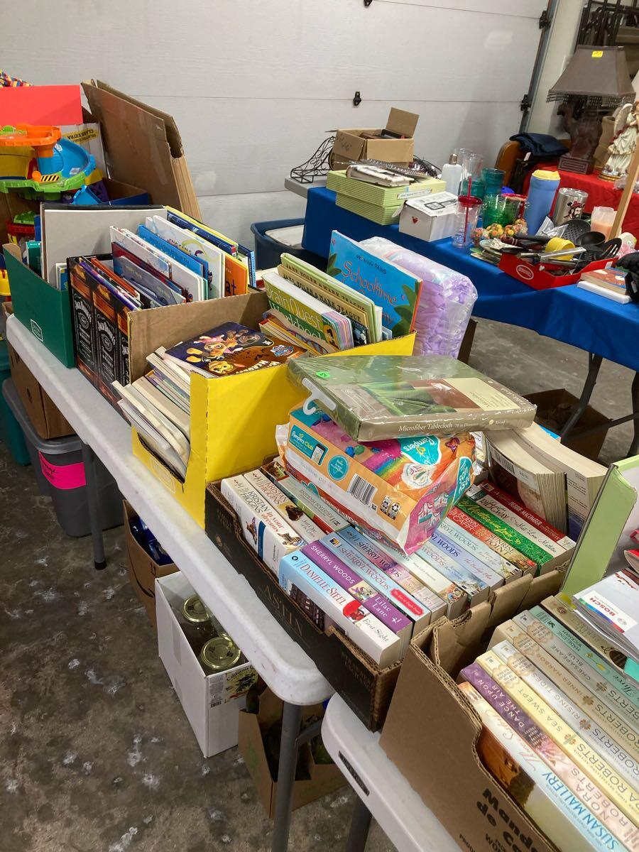 Josten park rummage sale for Free in Green Bay, WI Finds — Nextdoor