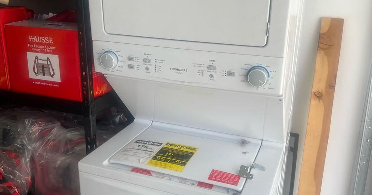 Brand new stackable gas washerdryer combo at a discounted price for