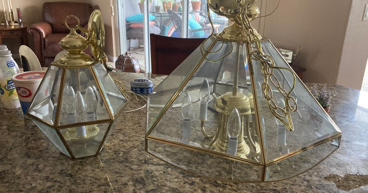 Set of Chandelier Lights (2) for 45 in Kissimmee, FL For Sale & Free — Nextdoor