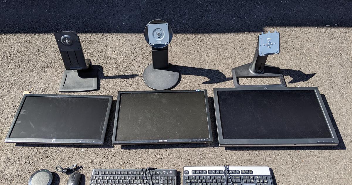 Computer peripherals – mildly nonfunctional, repairable or recyclable ...