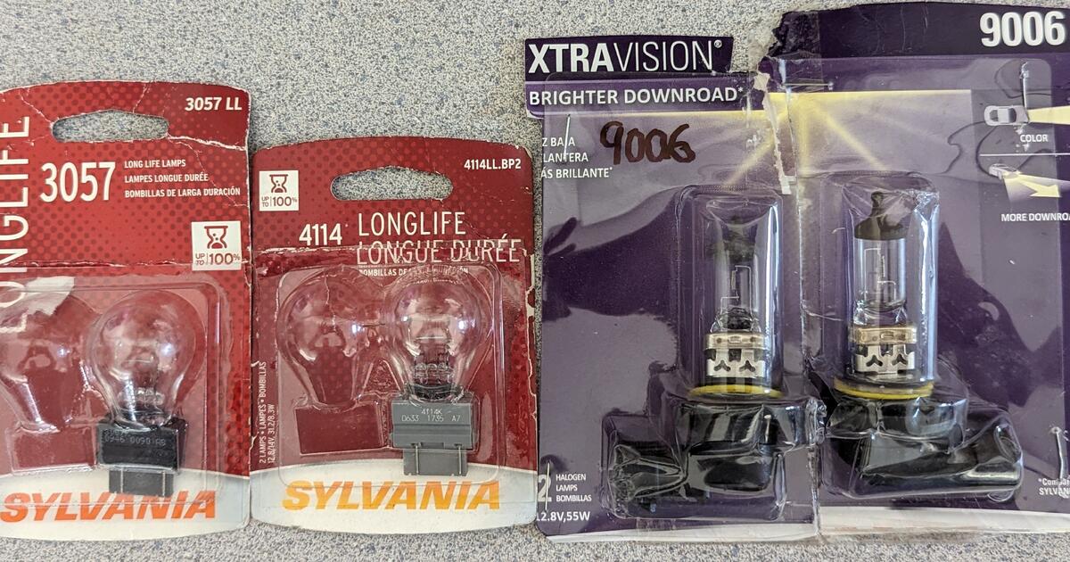 MISC.VEHICLE REPLACEMENT BULBS for Free in Clovis, CA For Sale & Free