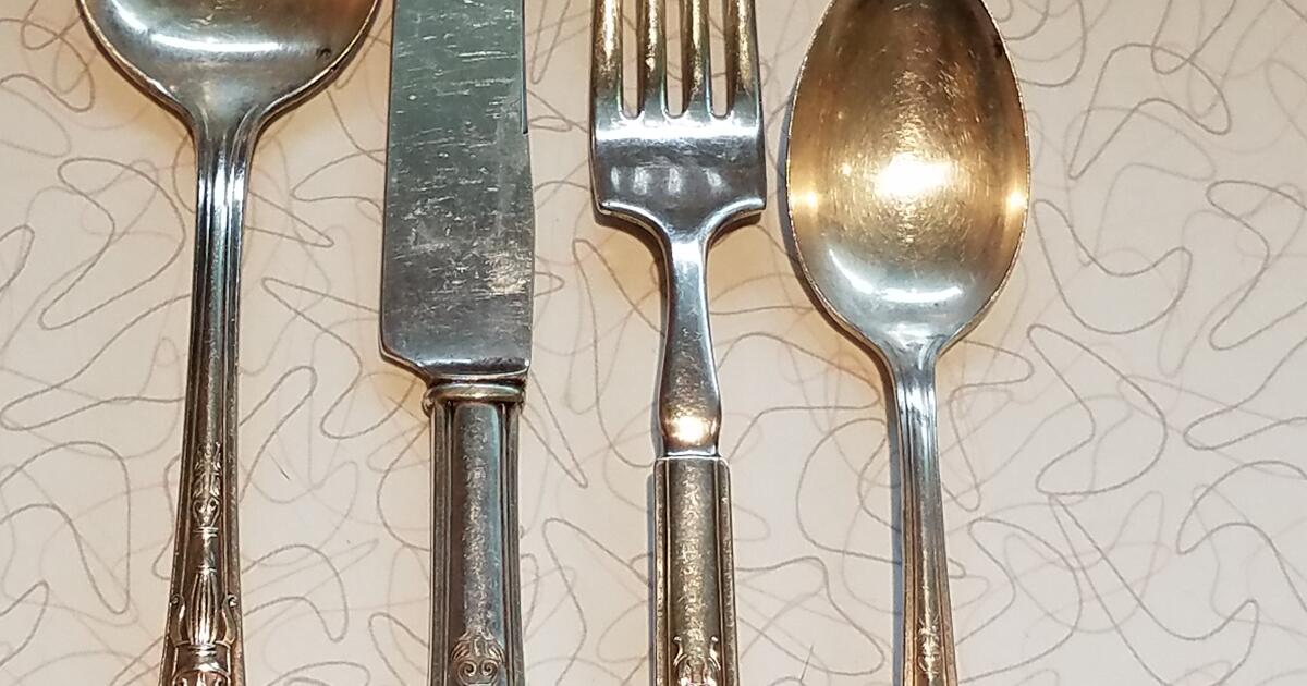 Antique Gee Esco PEARL Silver Plate Flatware for 10 in Renton, WA For Sale & Free — Nextdoor