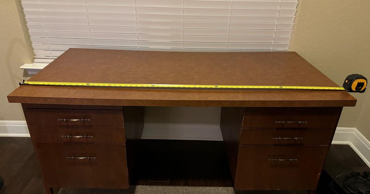 Desk with 6 drawers for Free in TX For Sale & Free — Nextdoor