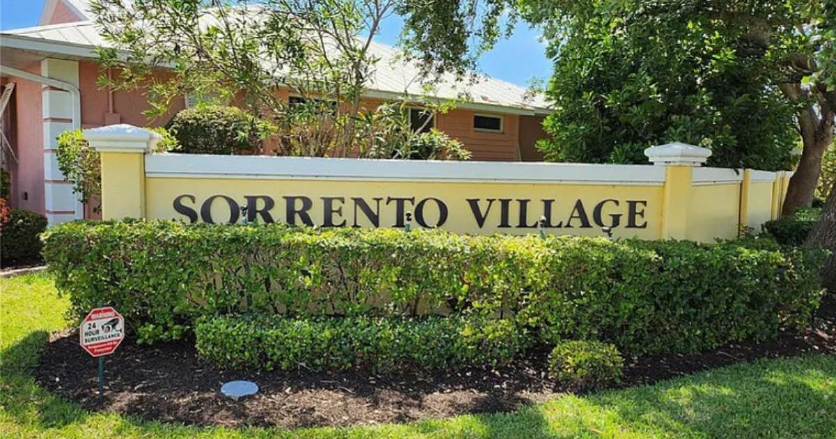 3/2 in Sorrento Villages for 393000 in Nokomis, FL Finds — Nextdoor