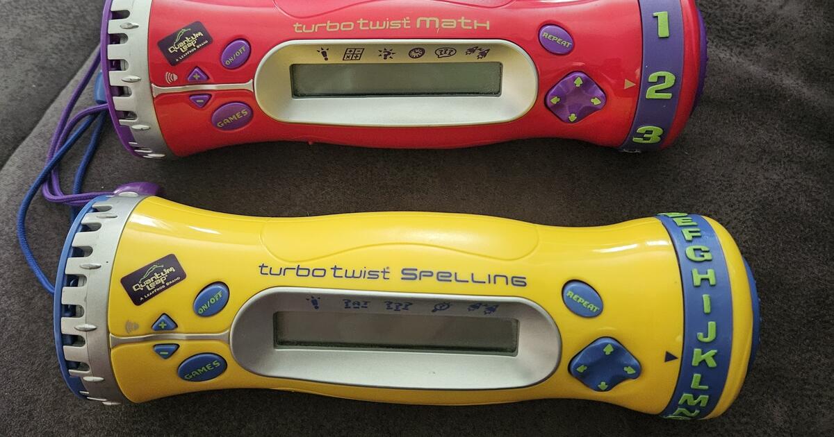 LOT OF 2- LEAP FROG TURBO TWIST SPELLING AND TURBO TWIST MATH-WITH 2