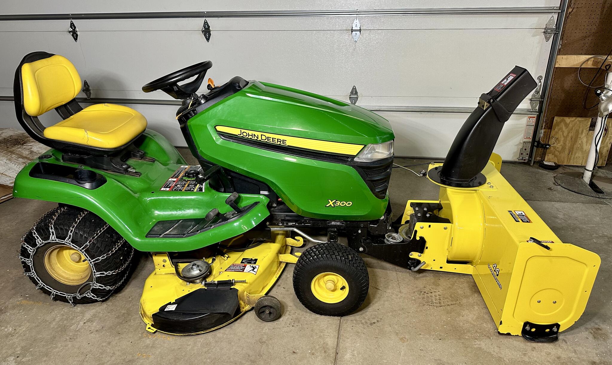 John Deere X300 Snow Blower