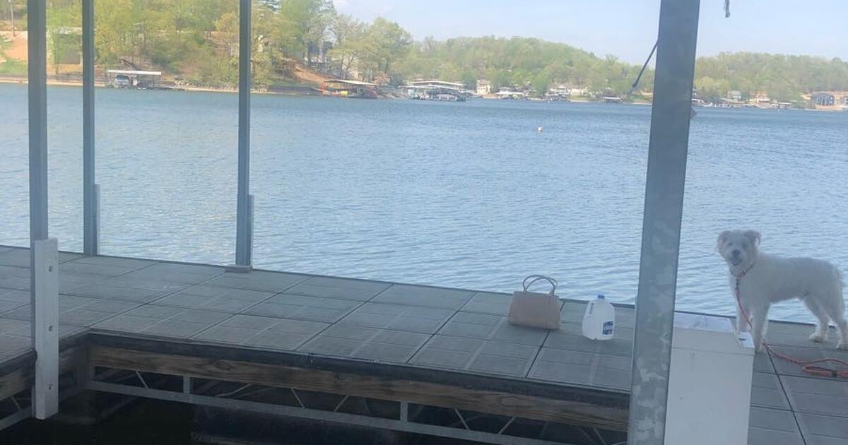 Boat Lift & Slip at Berger’s Marina for 3500 in Lake Ozark, MO Finds — Nextdoor