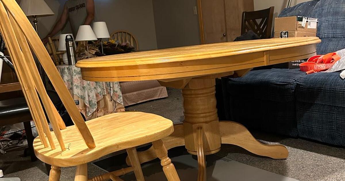 Oval Wood Kitchen Table and 4 Chairs for 100 in Warwick, RI For Sale — free download