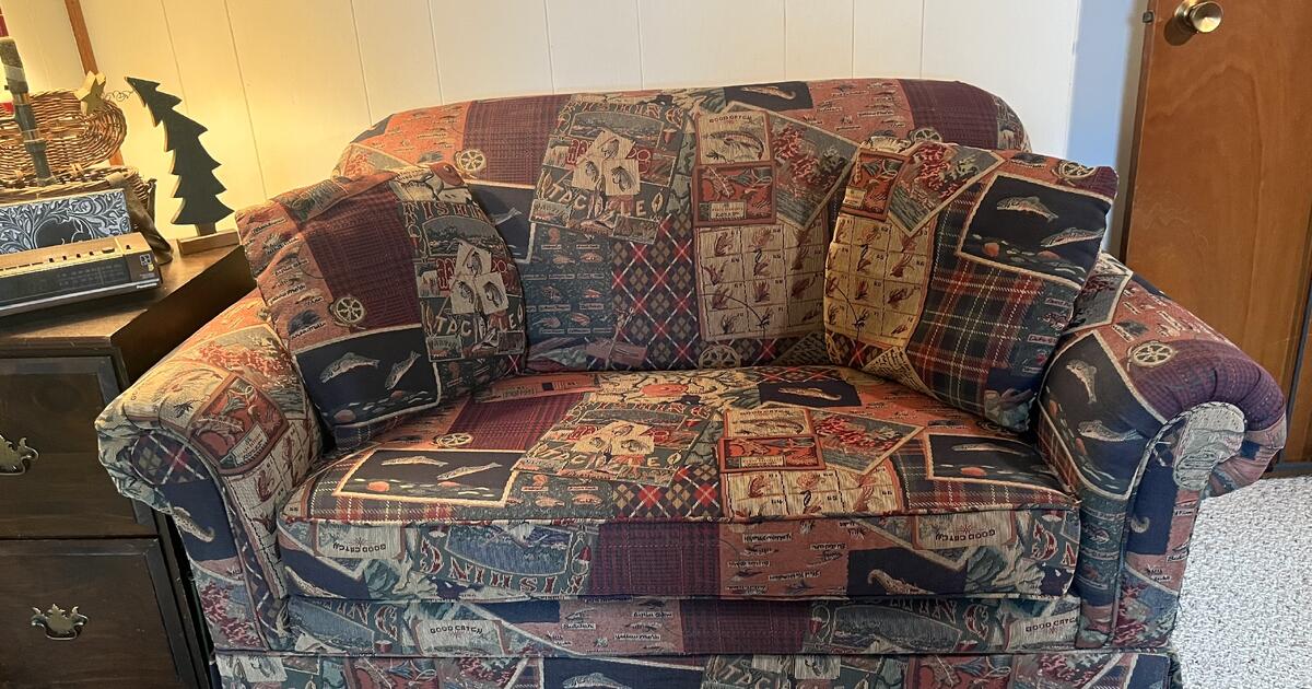 Lane chairandahalf hideabed for Free in Jordan, MN Finds — Nextdoor