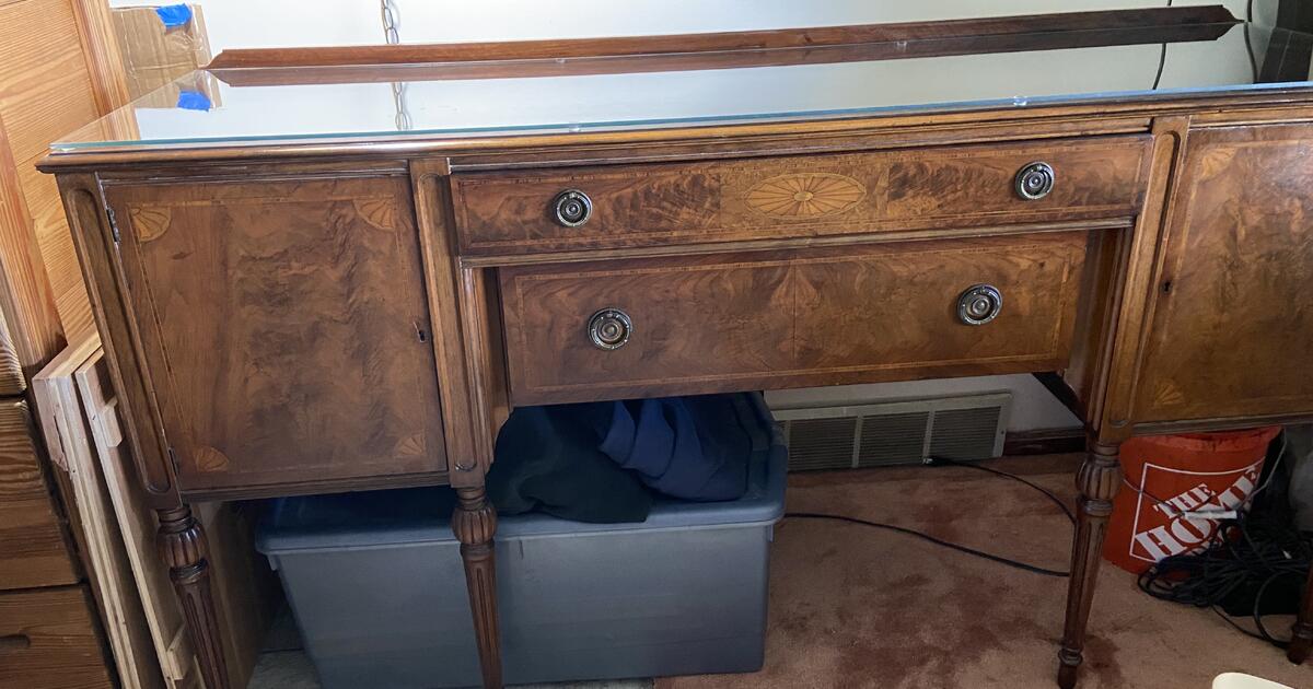 Johnson Handley Johnson Vintage Buffet for 250 in Clarkston, MI