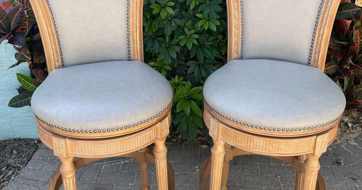 Frontgate Bar Stools for 300 in Naples, FL For Sale & Free — Nextdoor