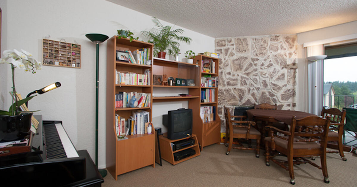 Quiet 1 bd/1 bath condo for rent for 1600 in Woodinville, WA For