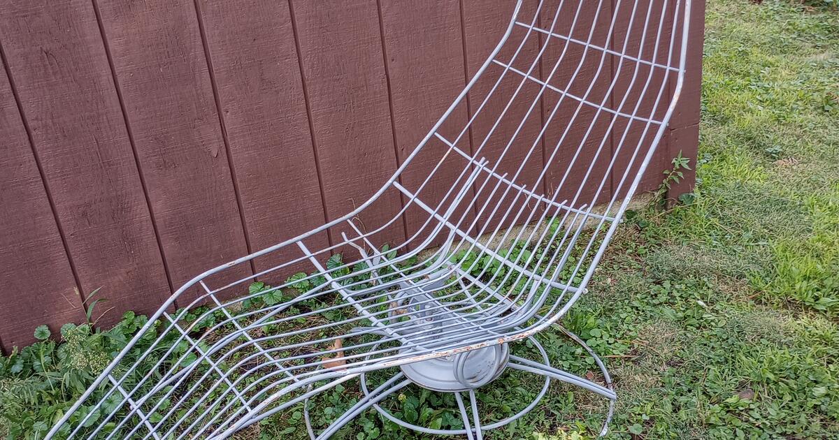 1940's "Banana" pool side lounge chair for 200 in Oak Brook, IL For Sale & Free — Nextdoor