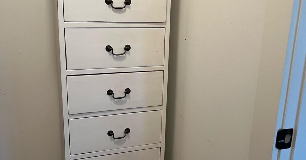 Dresser for 75 in Nashville, TN For Sale & Free — Nextdoor