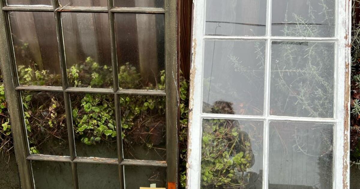 Old single pane windows for Free in Seattle, WA | For Sale & Free ...