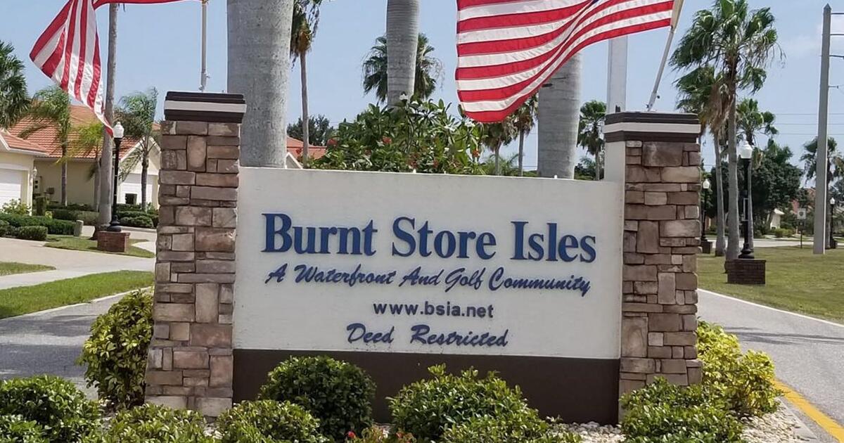 Burnt Store Isles Annual Neighborhood Garage Sale for Free in Punta