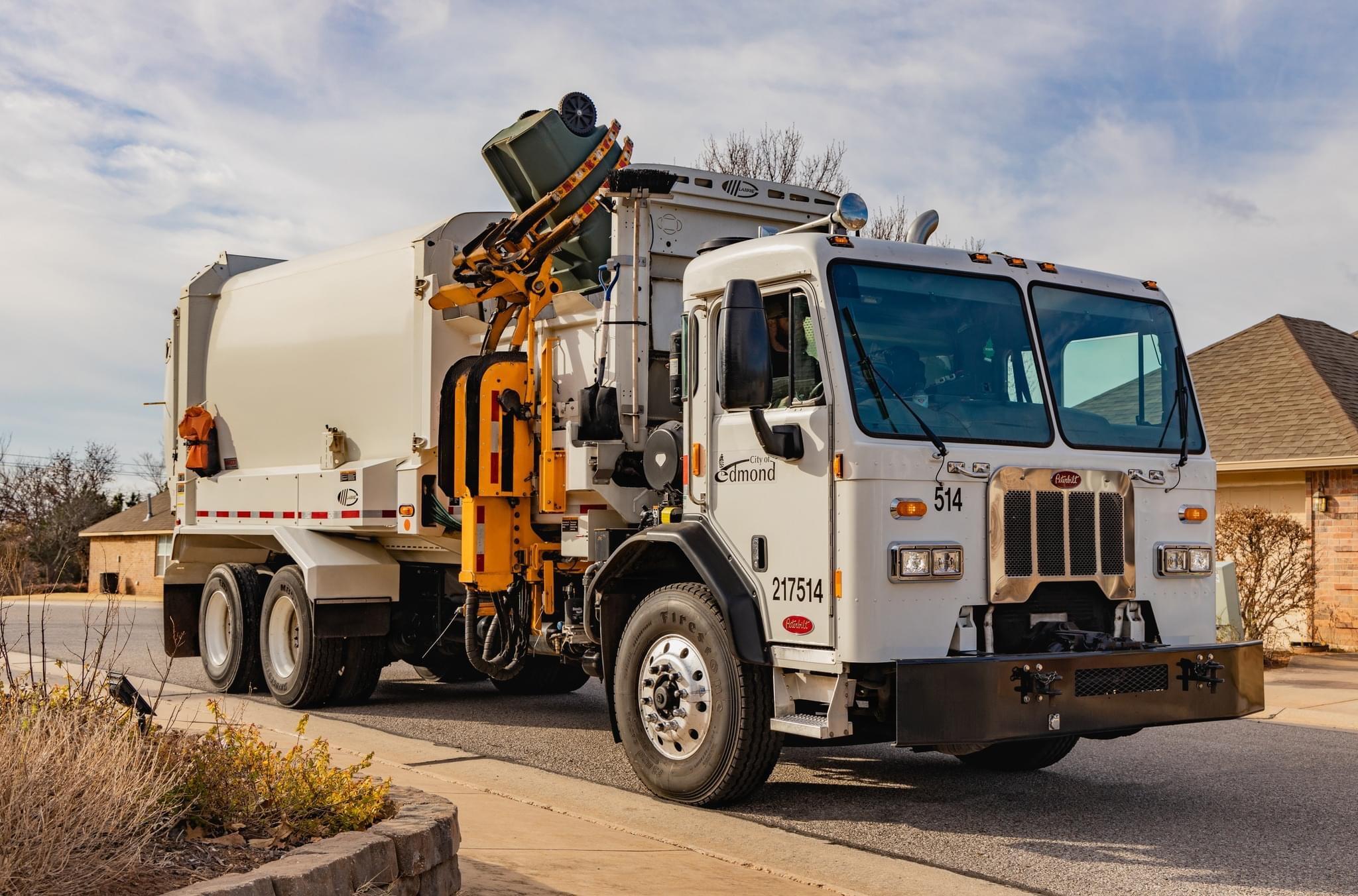 SERVICE UPDATE Because of weather conditions, City of Edmond Solid