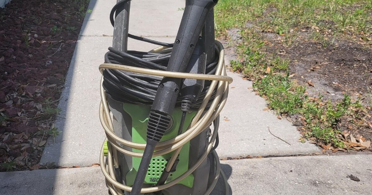 Greenworks 1600 psi Pressure Washer for 50 in Gibsonton, FL For Sale