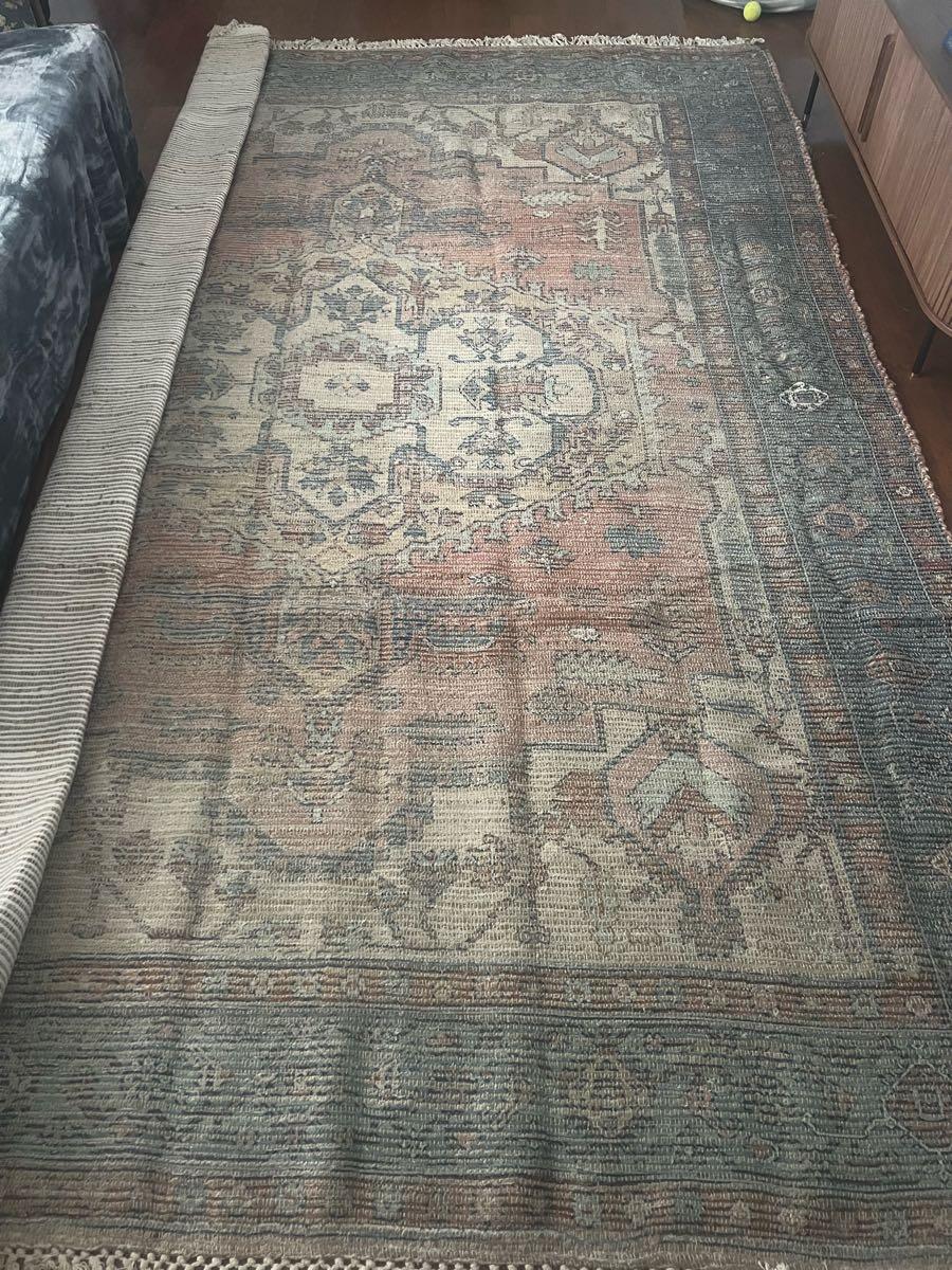 Large Rug 13’ x 10’ for 30 in Baton Rouge, LA For Sale & Free