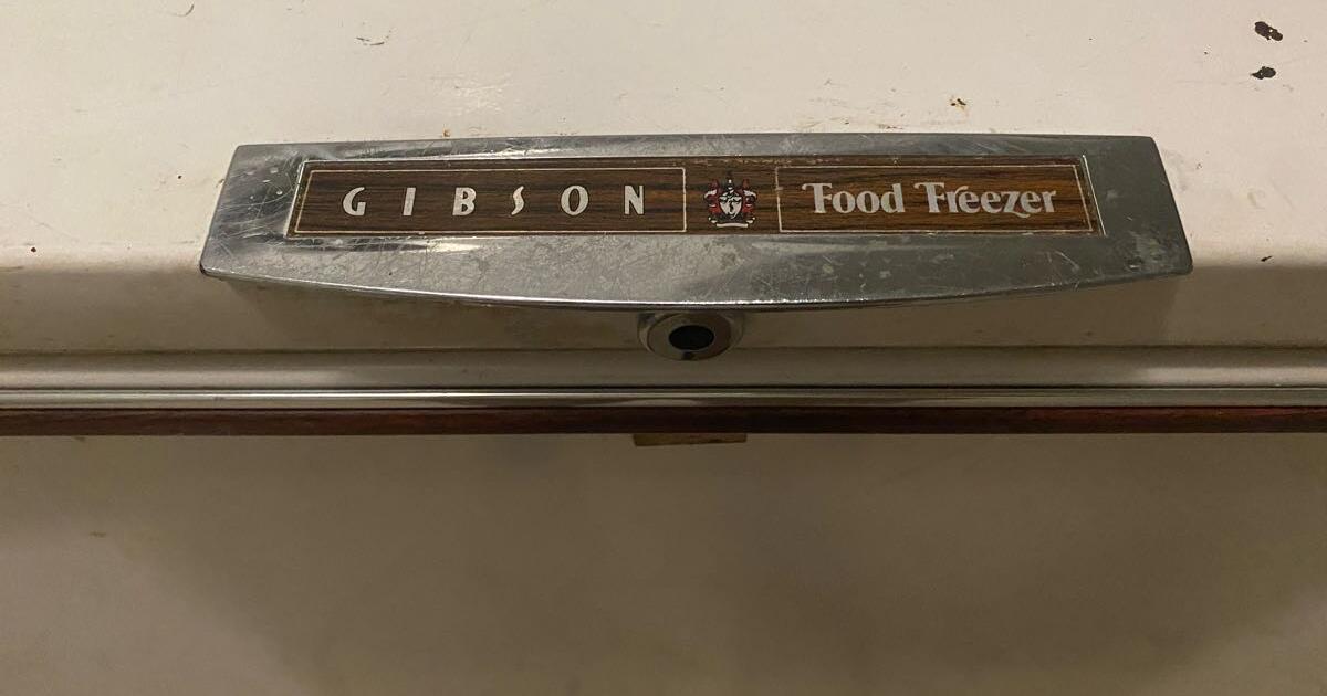 Broken Chest Freezer for Free in Atlanta, GA For Sale & Free — Nextdoor