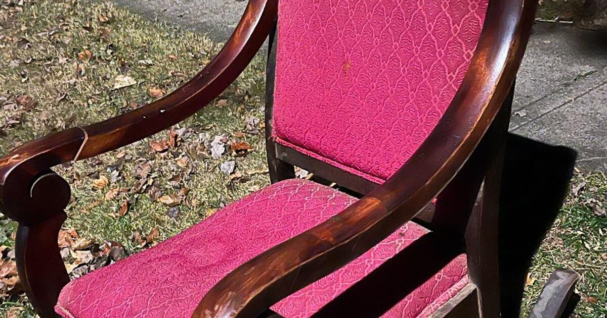 Free Rocking Chair for Free in Arlington, VA For Sale & Free — Nextdoor