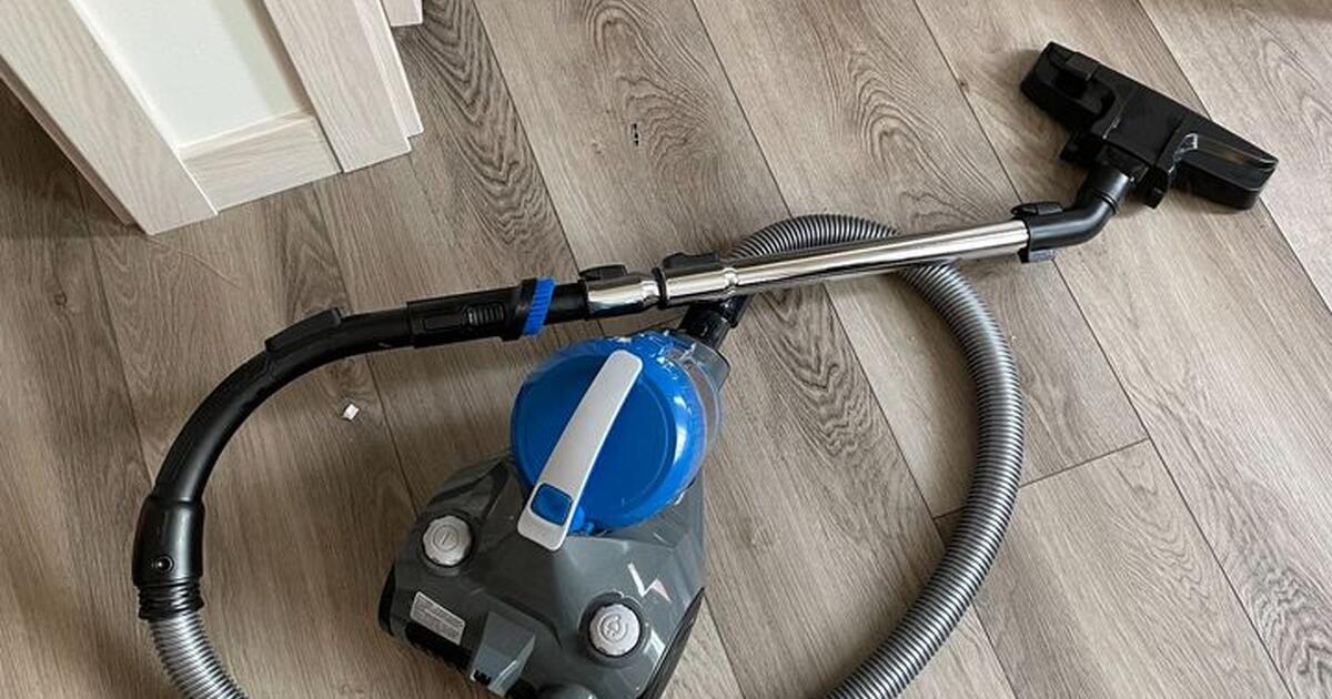 eureka WhirlWind Bagless Canister Vacuum Cleaner, Lightweight Vac for