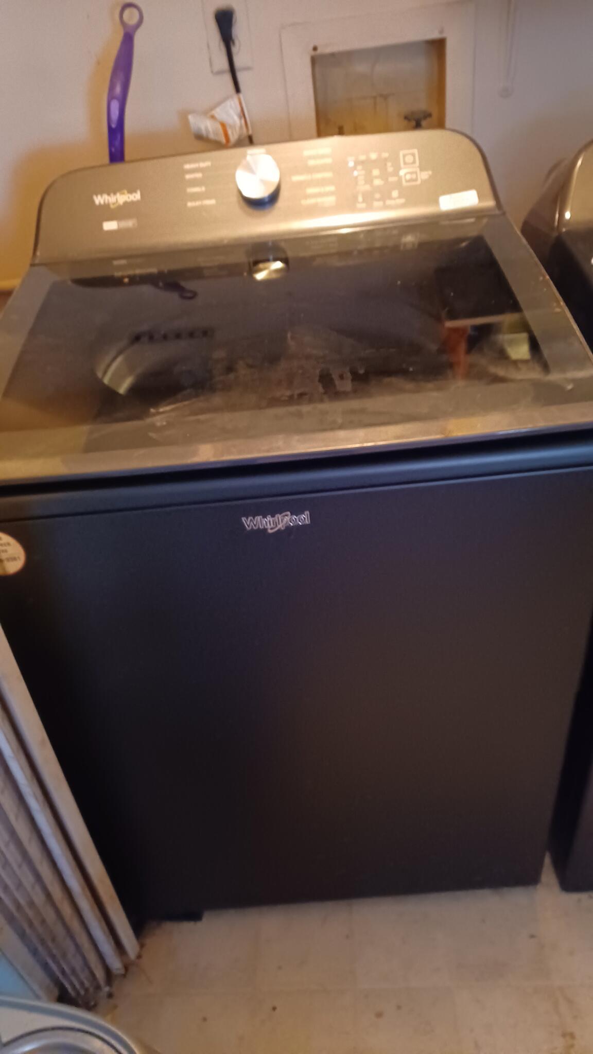Whirlpool Washer An Dryer for 350 in Evansville, IN For Sale & Free