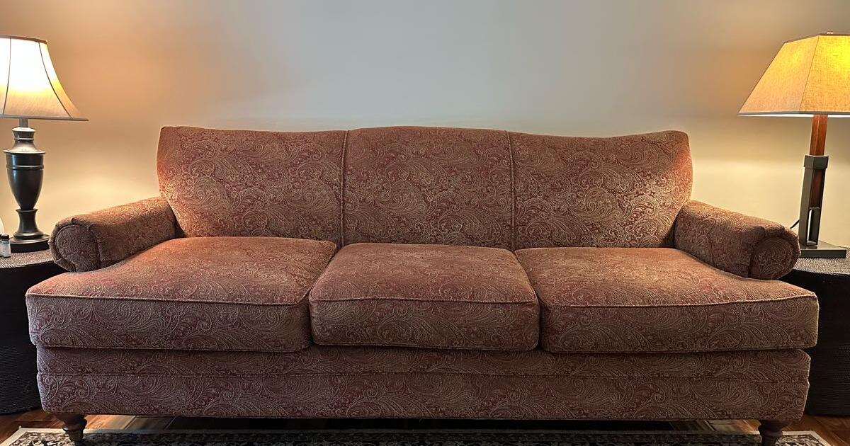 Couch for 50 in Dublin, OH For Sale & Free — Nextdoor