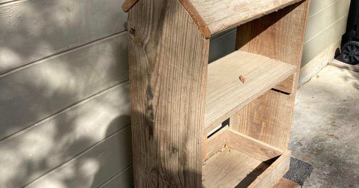 Western saddle stand for 20 in Capitola, CA For Sale & Free — Nextdoor