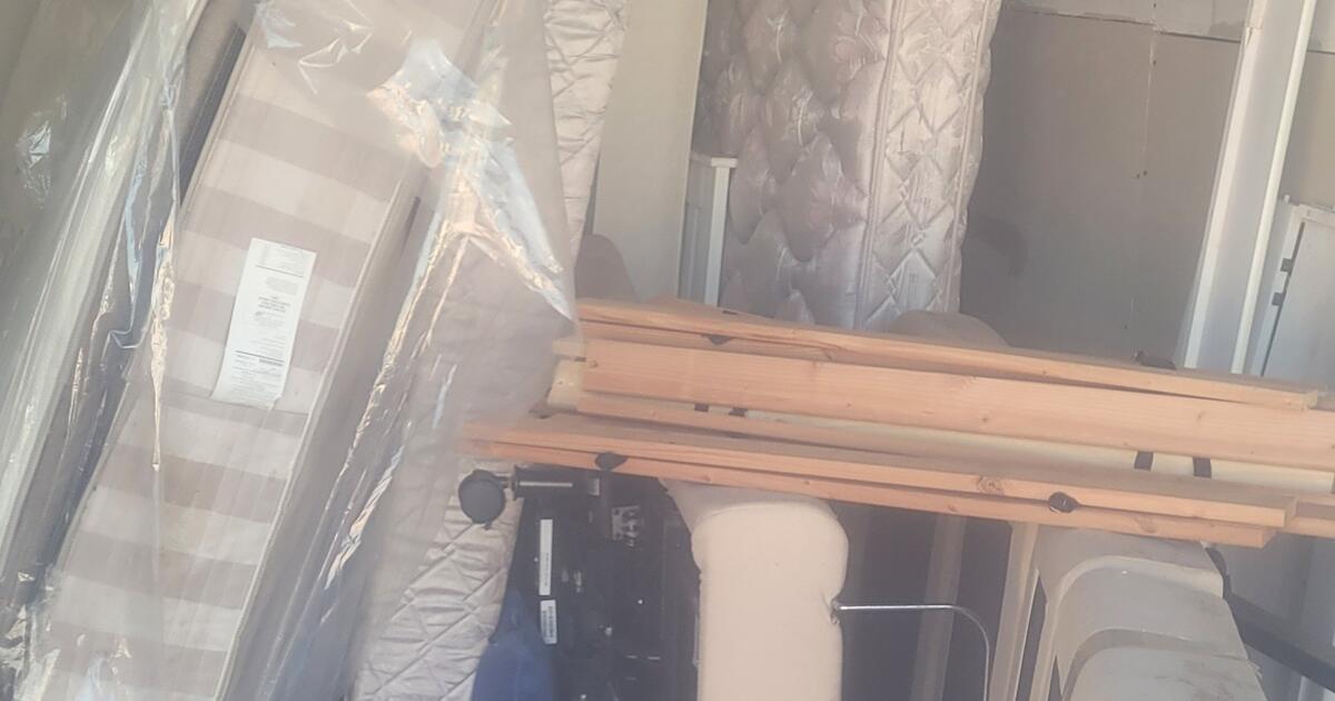 Free White Trundle Bed With Mattresses And Two Automatic Reclining Bed Frames With Mattresses