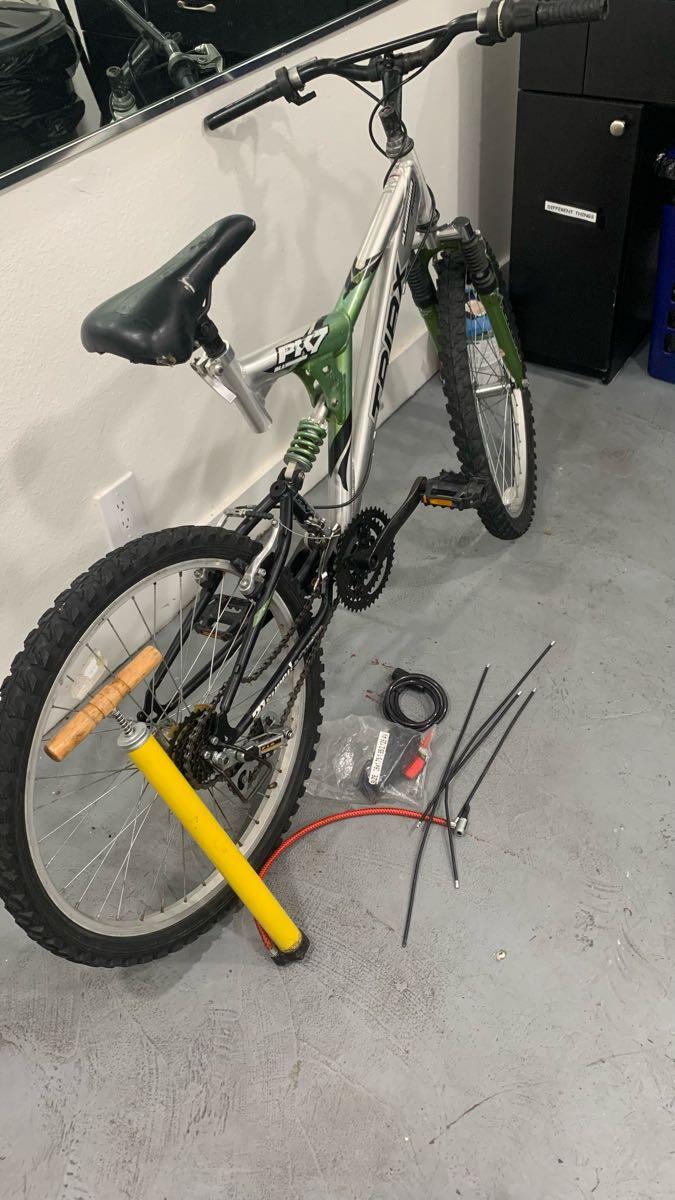 HOT Triax Pk7 Aluminum Triax 21 Speed Aluminum Mountain Bike