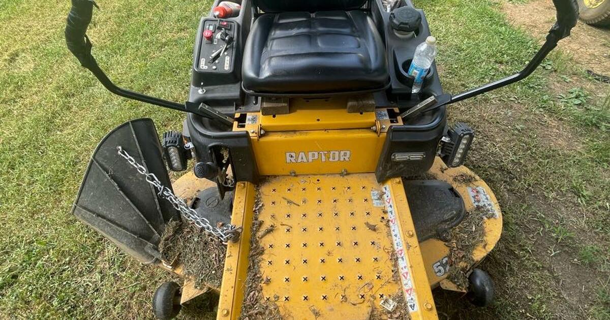 52INCH Hustler Raptor zeroturn mower for 2250 in Lexington, KY