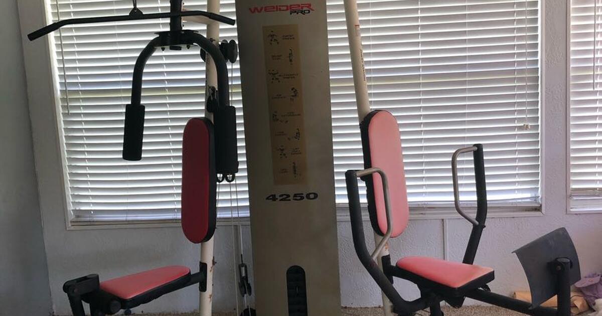 Weider Pro 4250 Weight set 50 or best offer for 50 in Kissimmee, FL