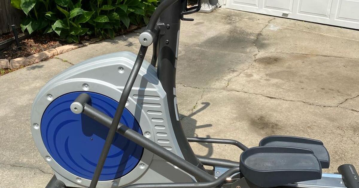 Elliptical Epic EL 2920 Elliptical for Free in Spring, TX Finds