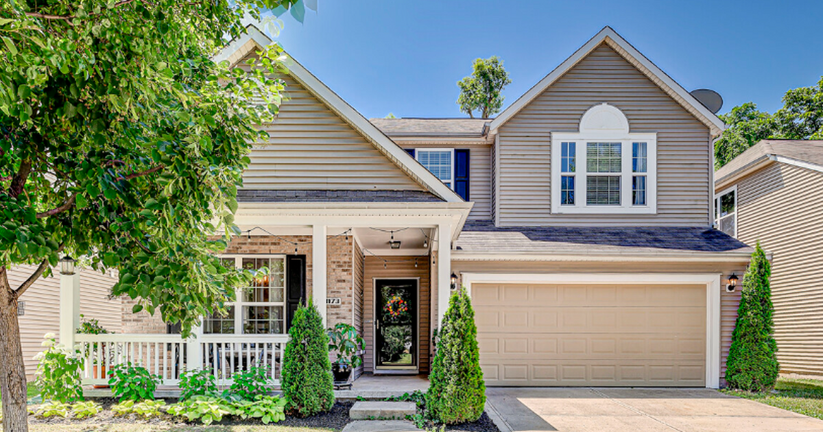 Saxony Carriage Manor Home for sale for 374900 in Fishers, IN Finds