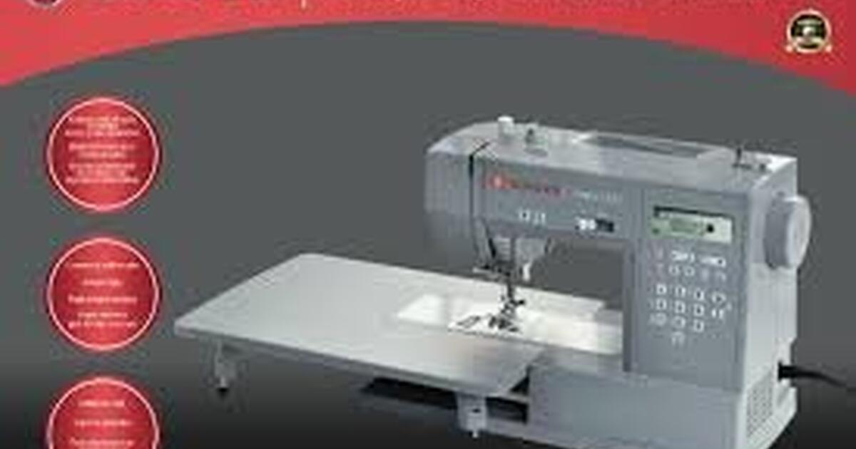 brand new Singer sewing machine (6800c) for 100 in Des Moines, IA