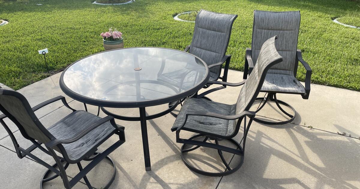 Outside Furniture for Free in The Villages, FL Finds — Nextdoor