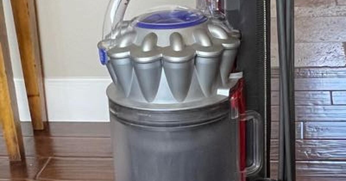 Dyson Ball upright vacuum for 10 in Vancouver, WA For Sale & Free — Nextdoor